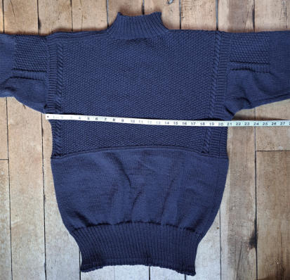 Size 42 Scarborough Gansey in navy